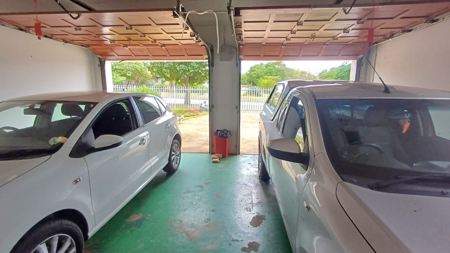 5 Bedroom Property for Sale in Vanes Estate Eastern Cape